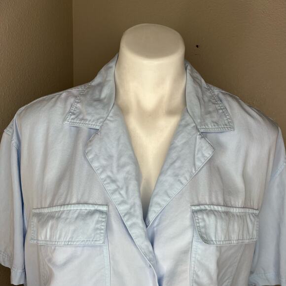 BABATON Cropped Boxy Fit Button-Up Top Powder Blue Size Medium - Picture 2 of 11